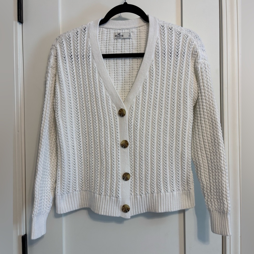 Hollister Cream Knit Cardigan Sweater
